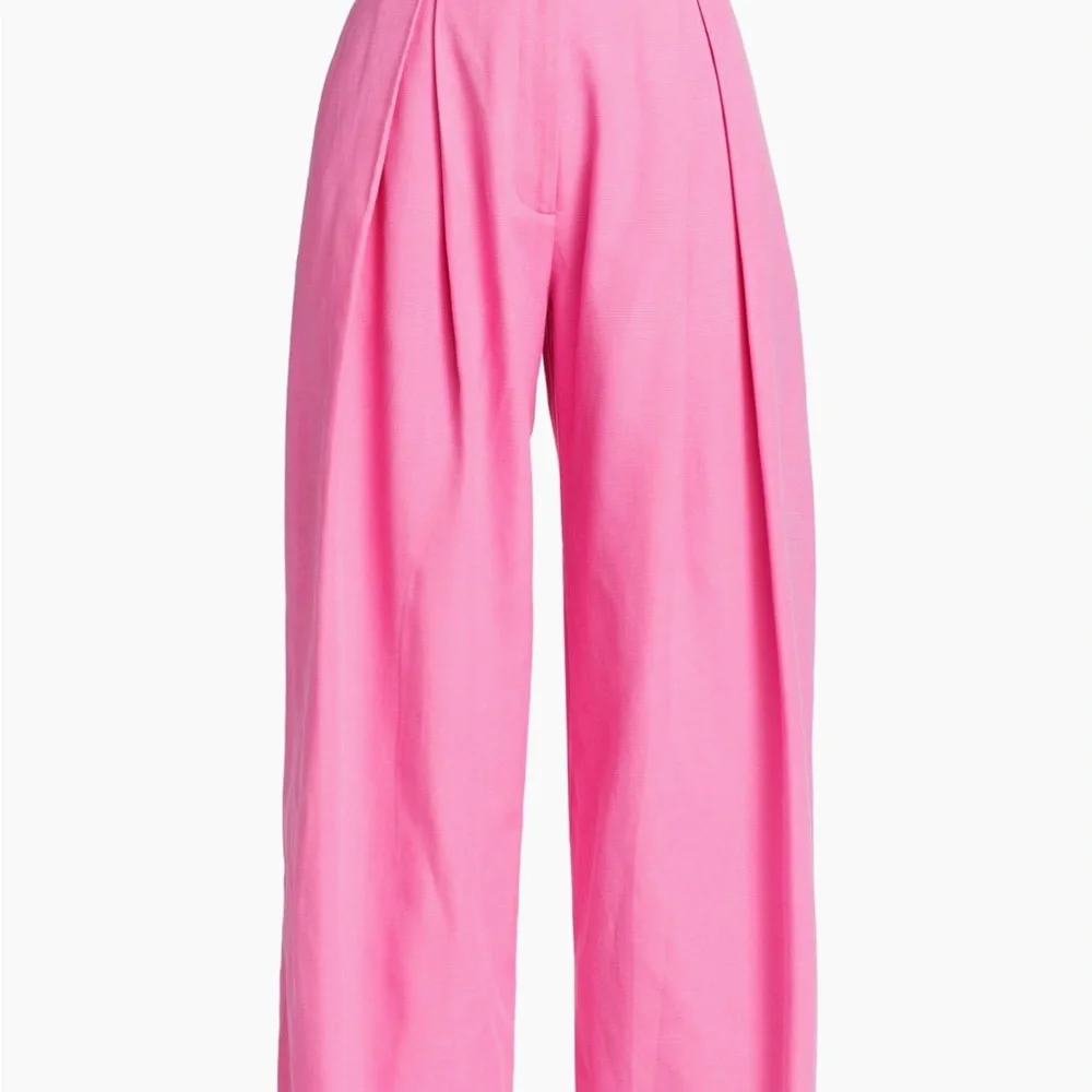 Farm Rio tailored pleat-front pants. - Picture 3 of 7